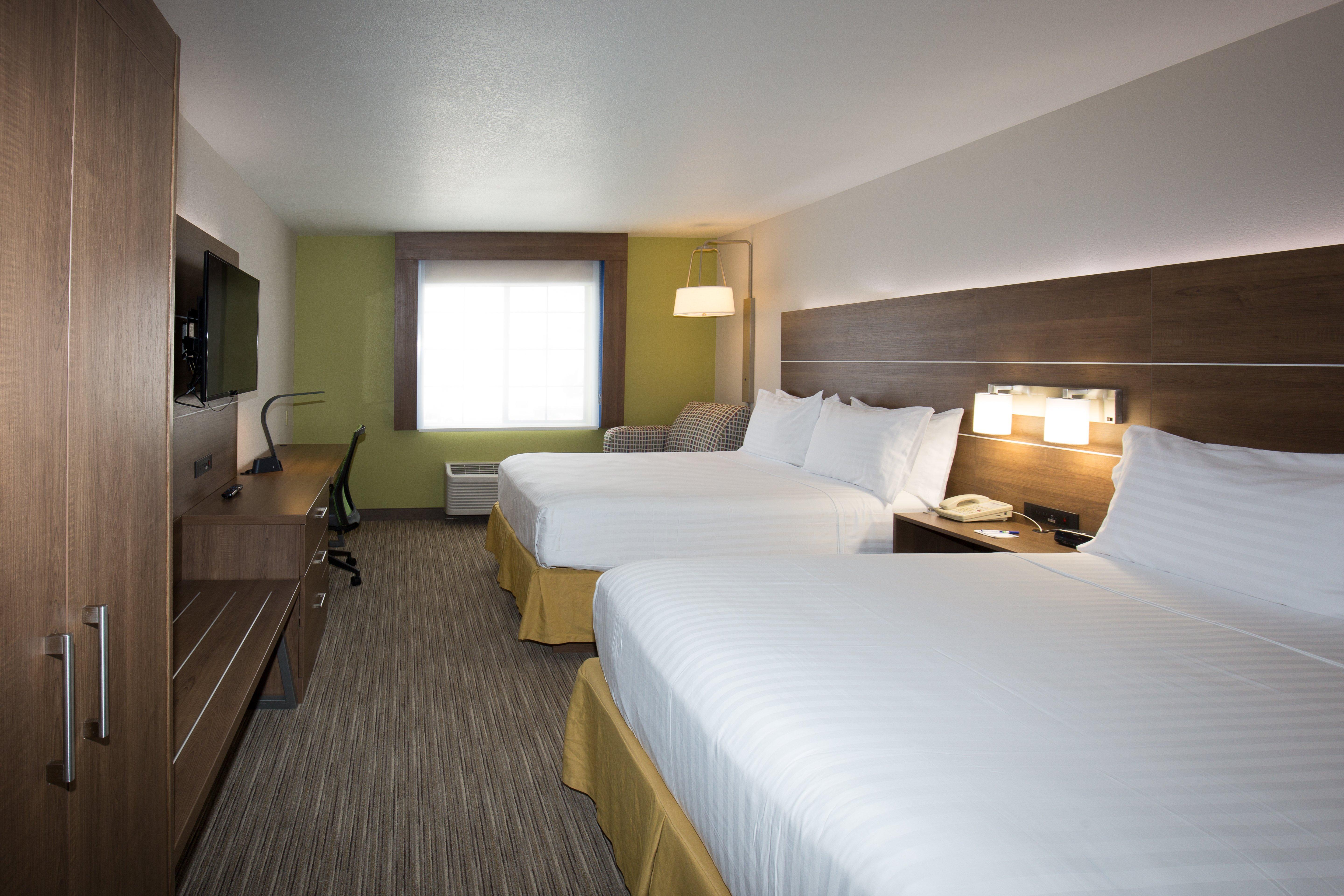 Holiday Inn Express Hotel & Suites Hesperia, An Ihg Hotel Exterior photo