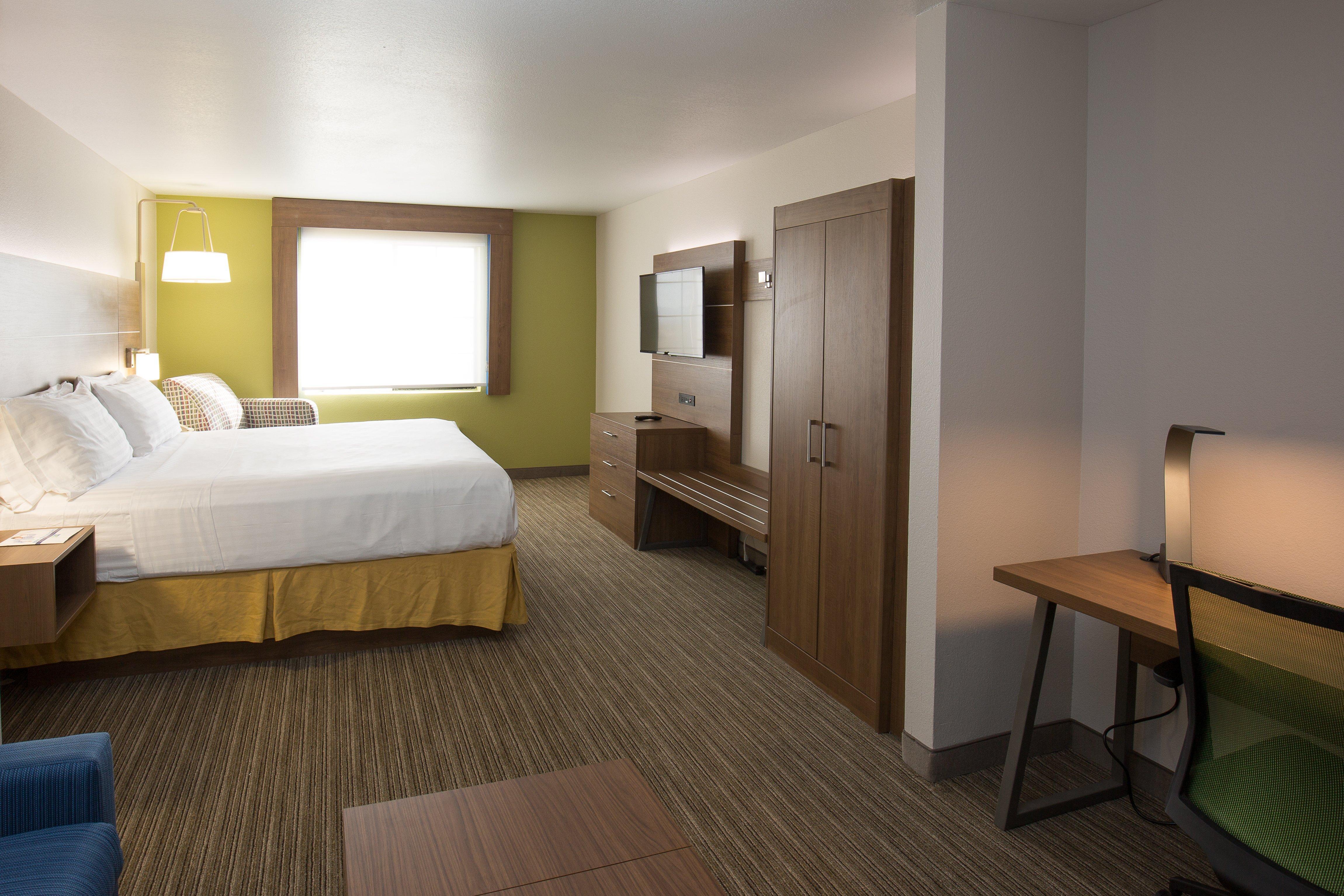 Holiday Inn Express Hotel & Suites Hesperia, An Ihg Hotel Exterior photo